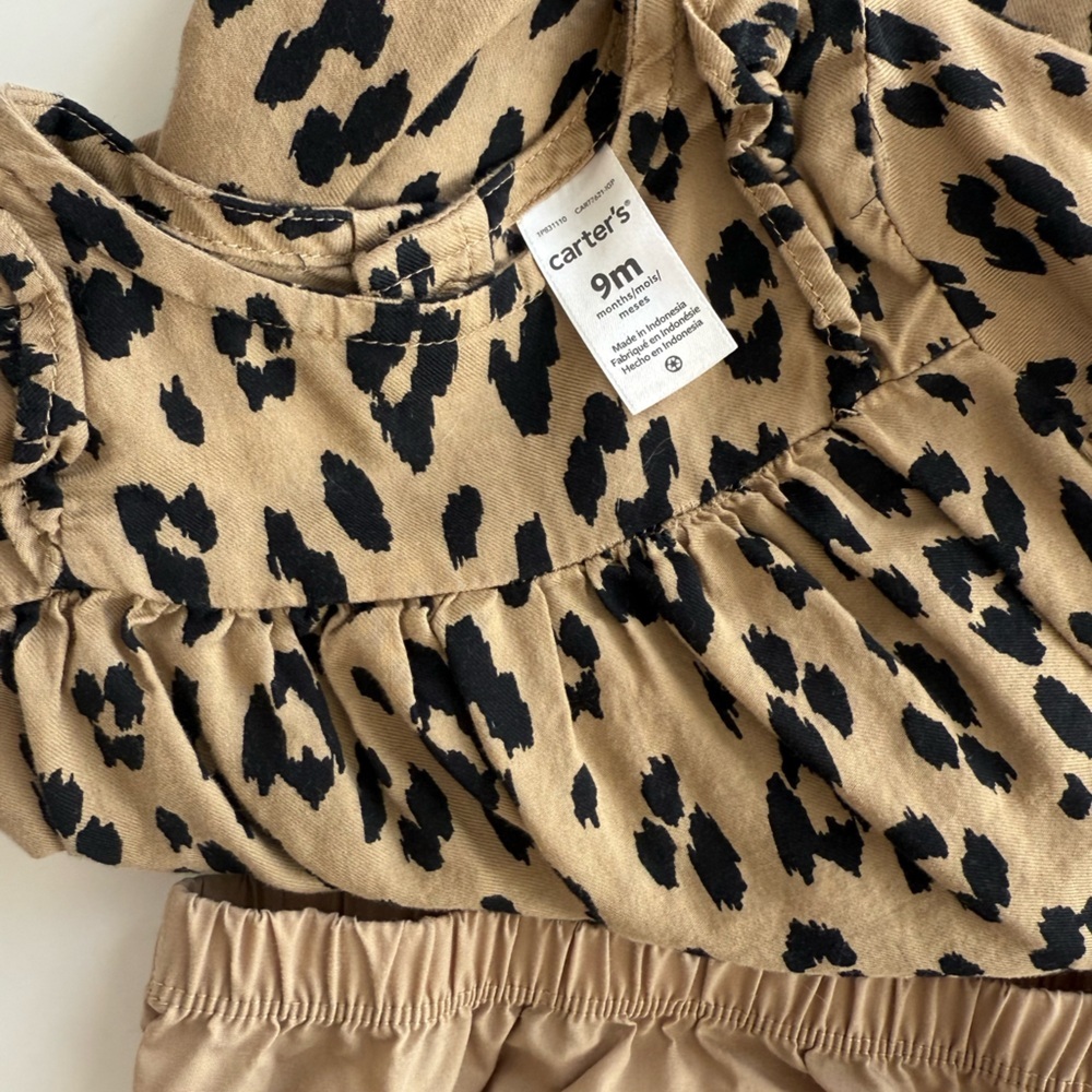 Carters 9M Leopard Print Baby Dress with Bloomers - Picture 3 of 3
